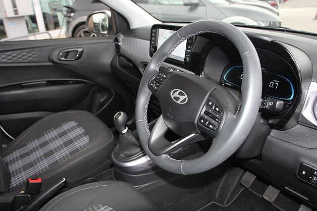 Hyundai i10 1.2 [79] Premium 5dr [Nav]