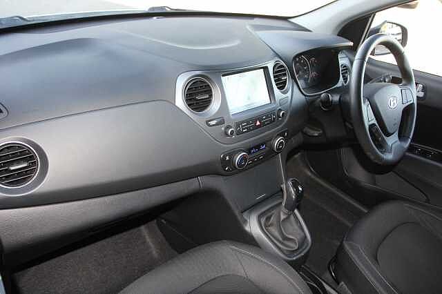 Hyundai i10 1.2 Premium SE 5dr Auto