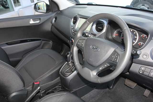 Hyundai i10 1.2 Premium SE 5dr Auto