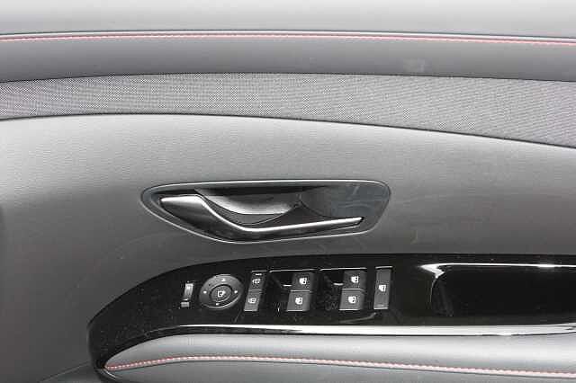 Hyundai TUCSON 1.6T Hybrid N Line S 5dr Auto Silver