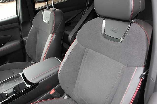 Hyundai TUCSON 1.6T Hybrid N Line S 5dr Auto Silver