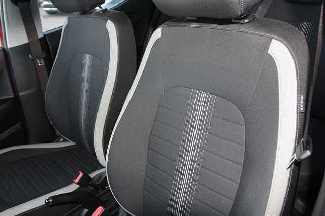 Hyundai i10 1.0 MPi SE Connect 5dr