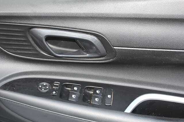 Hyundai i20 1.0T GDi 48V MHD Premium 5dr DCT