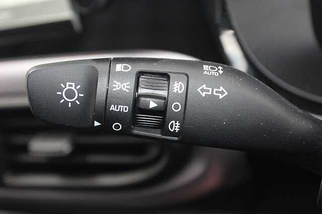 Hyundai i10 1.0 [63] Premium 5dr Auto [Nav]
