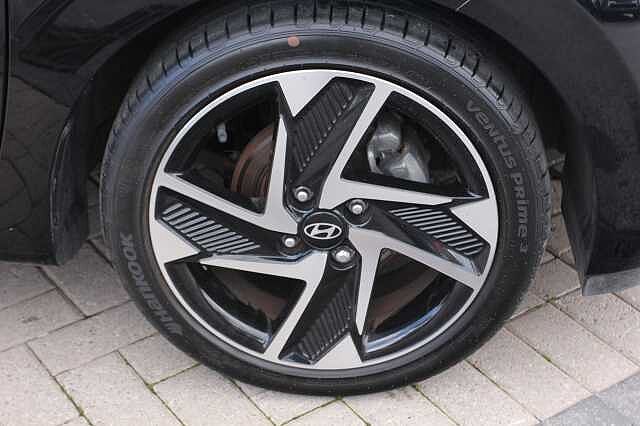 Hyundai i10 1.0 [63] Premium 5dr Auto [Nav]