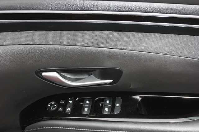 Hyundai TUCSON 1.6 TGDi Hybrid 230 Premium 5dr 2WD Auto